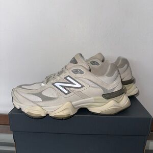 New Balance 9060 Sea Salt/ Concrete  Athletic Shoes M5.5/W7